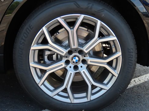 New 2026 BMW X7 xDrive40i image 44