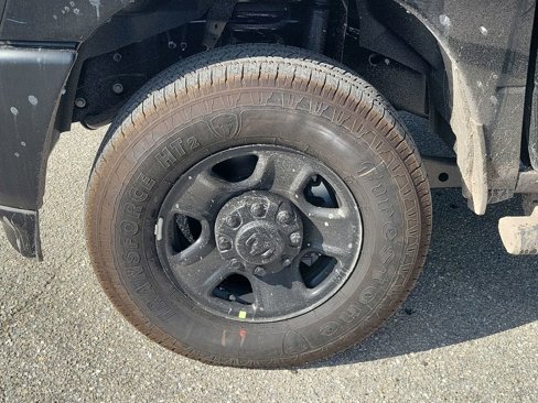 New 2026 RAM 3500 Tradesman image 17