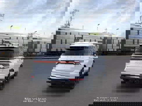 New 2025 Lincoln Aviator Reserve w/ Equipment Group 201A image 8