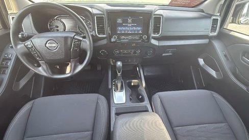 Used 2022 Nissan Frontier SV image 26
