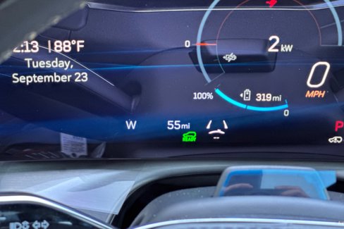 New 2026 Cadillac Vistiq Platinum image 28