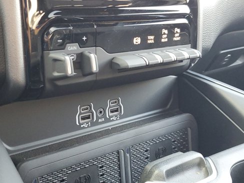 Used 2025 RAM 2500 Laramie image 20