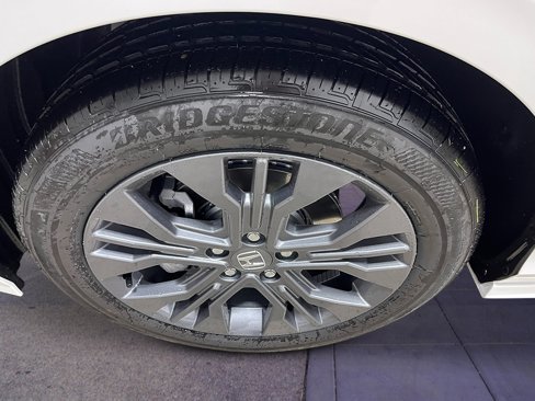 New 2026 Honda Odyssey Touring image 11