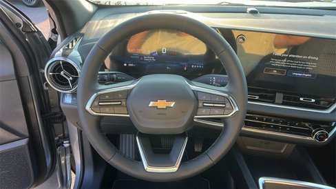 New 2026 Chevrolet Equinox LT w/ Safety and Technology Package image 19
