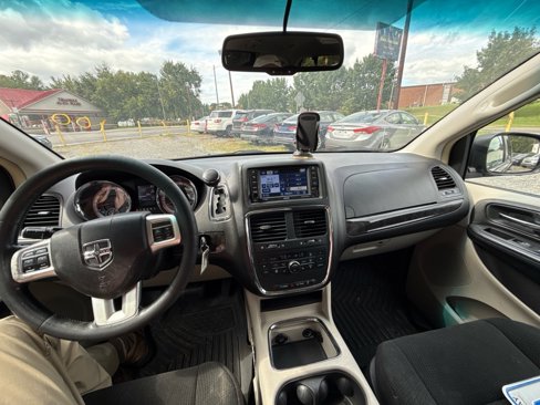 Used 2012 Dodge Grand Caravan Crew w/ Crew Value Pkg image 10