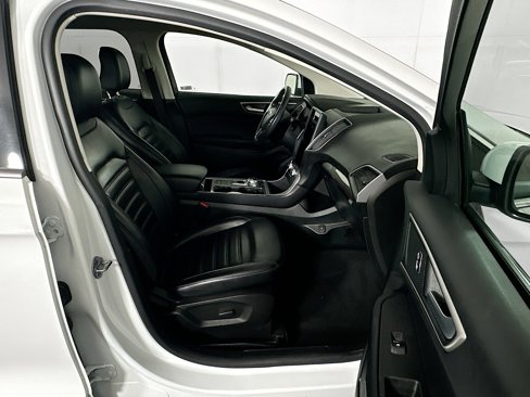 Used 2023 Ford Edge SEL image 30