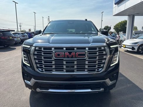 Used 2025 GMC Yukon XL Denali image 4