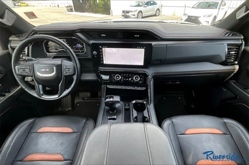 Used 2024 GMC Sierra 1500 AT4 w/ Technology Package image 8