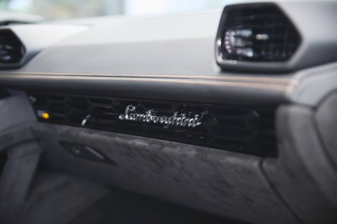 Used 2024 Lamborghini Huracan Sterrato image 33