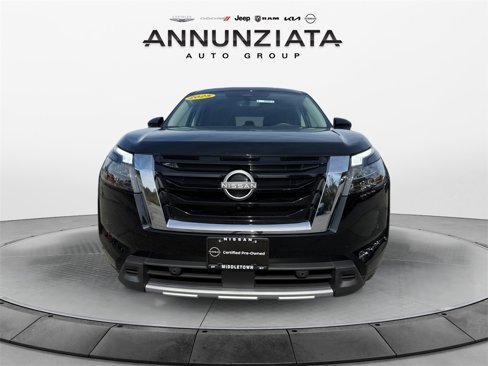 Used 2025 Nissan Pathfinder SL image 8