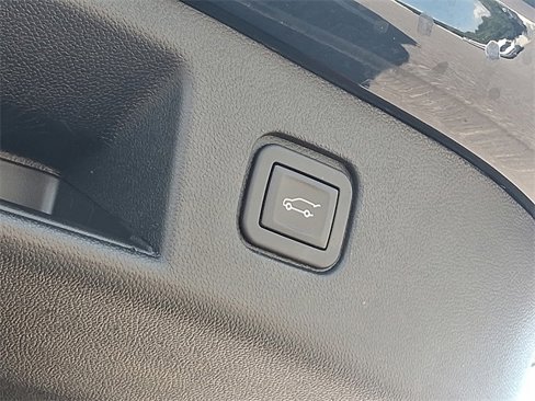 Used 2024 Chevrolet Blazer EV RS image 32