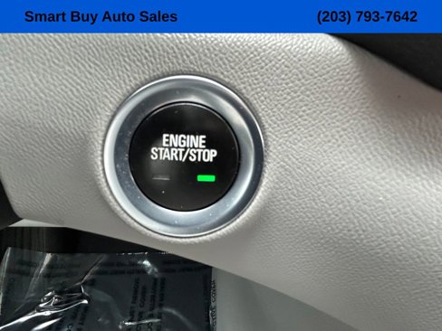 Used 2022 GMC Terrain SLE w/ Driver Convenience Package image 30