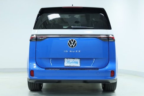 New 2025 Volkswagen ID. Buzz 1st Edition image 6