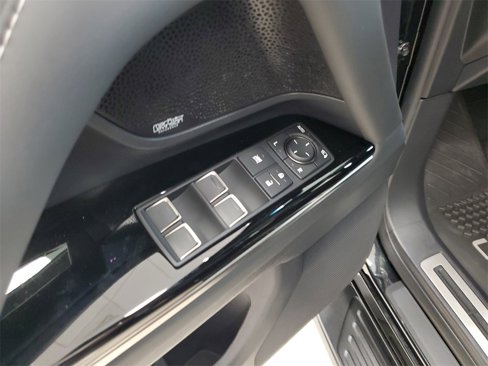 New 2025 Lexus LX 700h Overtrail image 21