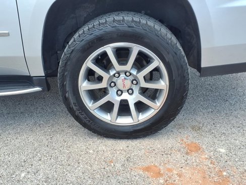 Used 2020 GMC Yukon XL Denali image 7