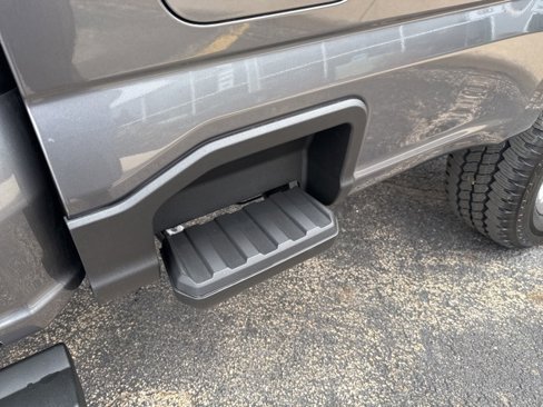 New 2025 Ford F350 Lariat w/ Chrome Package image 15