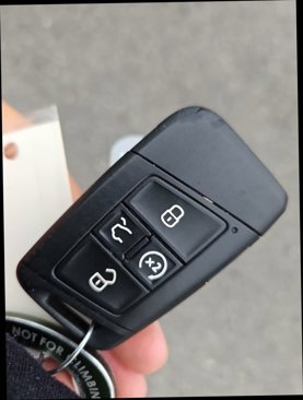 Used 2024 Volkswagen Taos SE image 35