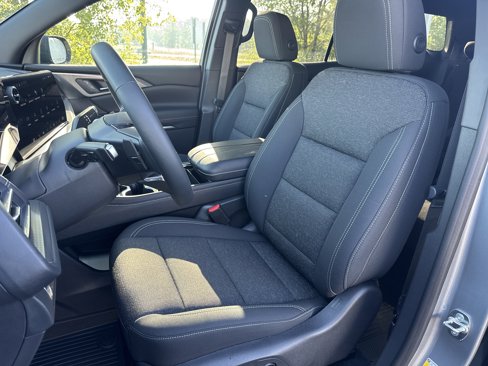 New 2026 Chevrolet Traverse LT w/ Midnight/Sport Edition image 6