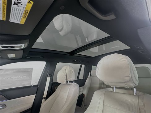 New 2026 Mercedes-Benz GLS 580 4MATIC image 22