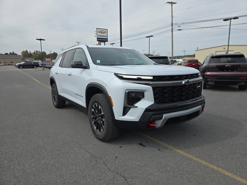 New 2026 Chevrolet Traverse Z71 w/ Enhanced Driving Package image 1