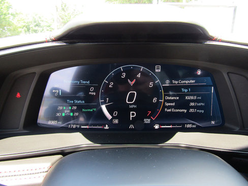 Used 2023 Chevrolet Corvette Stingray Premium Cpe w/ Z51 Performance Package image 19