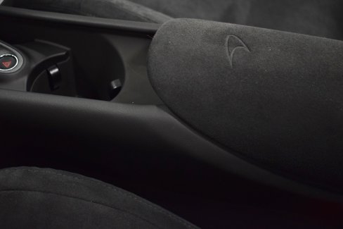 New 2025 McLaren Artura Spider image 27
