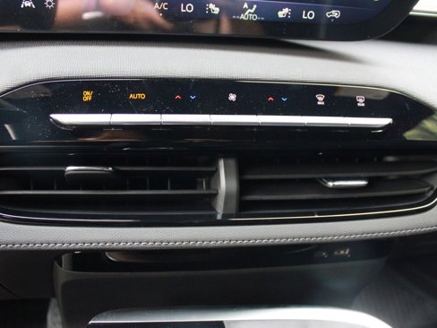 New 2026 Buick Enclave Sport Touring w/ Power Package image 28