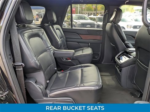 Certified 2024 Lincoln Navigator L 4WD image 32