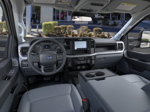 New 2025 Ford F550 4x4 Crew Cab image 9
