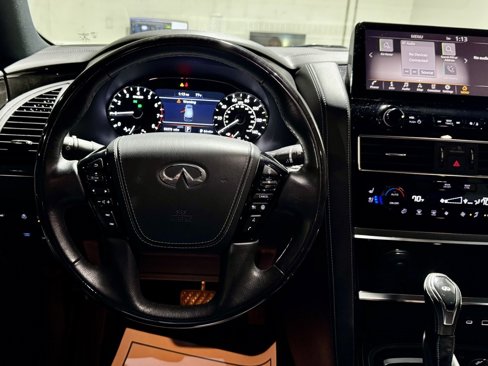 Used 2023 INFINITI QX80 Sensory image 17