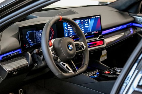 New 2026 BMW M5 w/ Carbon Package image 11