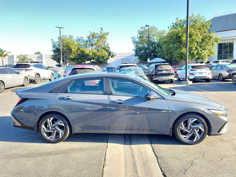 Certified 2024 Hyundai Elantra Limited image 23