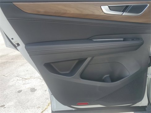 New 2026 Volkswagen Atlas SE image 14