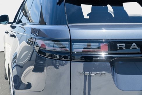 New 2026 Land Rover Range Rover Velar Dynamic SE image 8