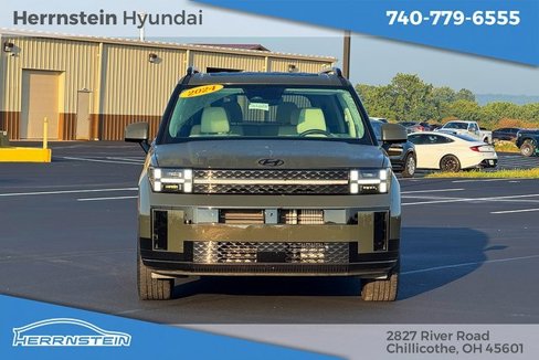 Used 2025 Hyundai Santa Fe Calligraphy image 2