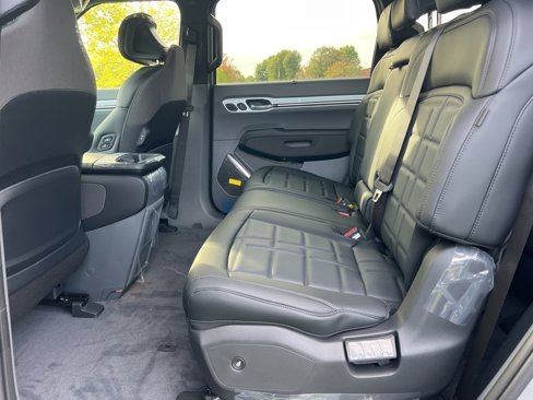 New 2026 Kia EV9 Land image 12