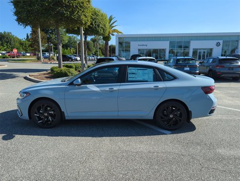 New 2025 Volkswagen Jetta SE image 9