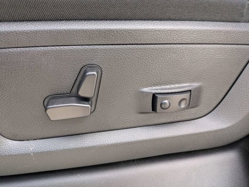 New 2025 RAM 2500 Limited image 18