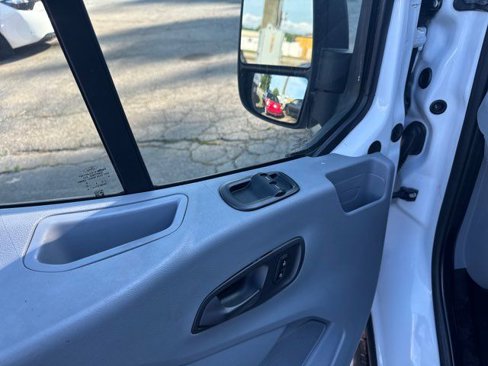 Used 2016 Ford Transit 350 XL image 25