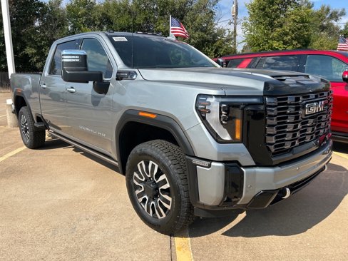 New 2026 GMC Sierra 2500 Denali Ultimate w/ Max Trailering Package image 3