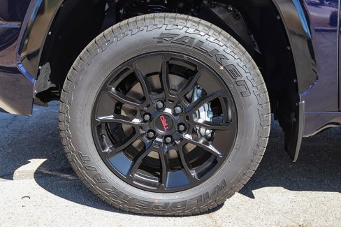 New 2025 Toyota Tundra Limited image 11