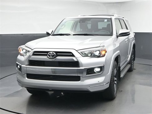 Used 2024 Toyota 4Runner Limited image 3