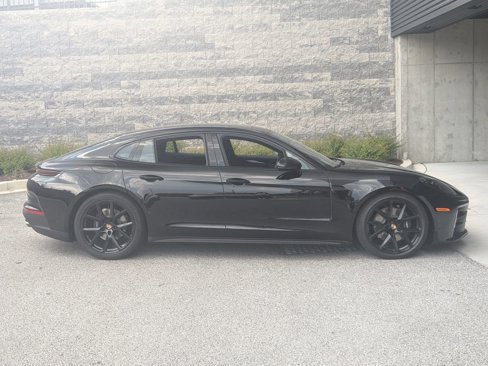 New 2025 Porsche Panamera 4 image 8