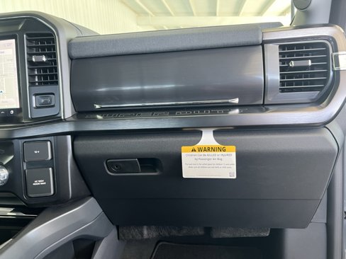 New 2025 Ford F250 Lariat w/ Lariat Ultimate Package image 25
