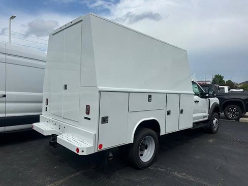 New 2025 Ford F550 4x4 Regular Cab Super Duty image 5