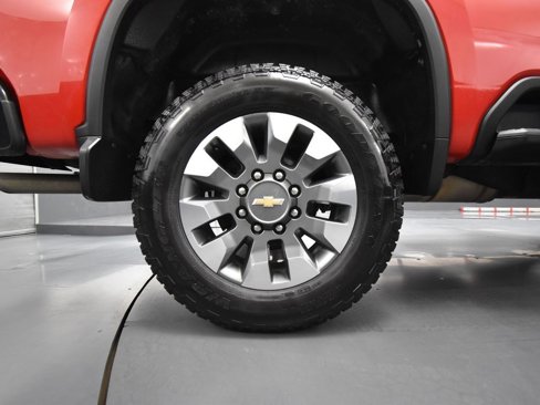 Used 2024 Chevrolet Silverado 2500 Custom w/ Z71 Off-Road Package image 17