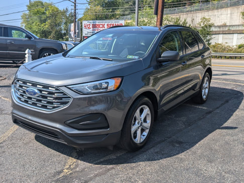 Used 2020 Ford Edge SE image 3
