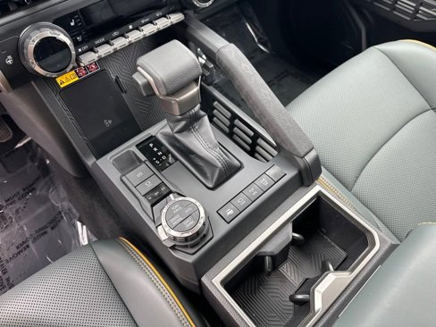 Certified 2024 Toyota Tacoma Trailhunter image 23