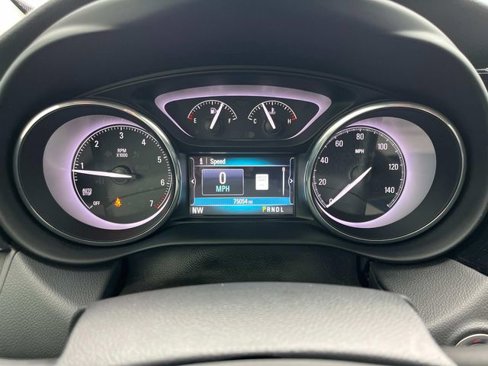 Used 2019 Buick Envision Essence image 38