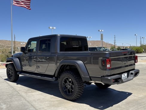 New 2025 Jeep Gladiator Sport image 5